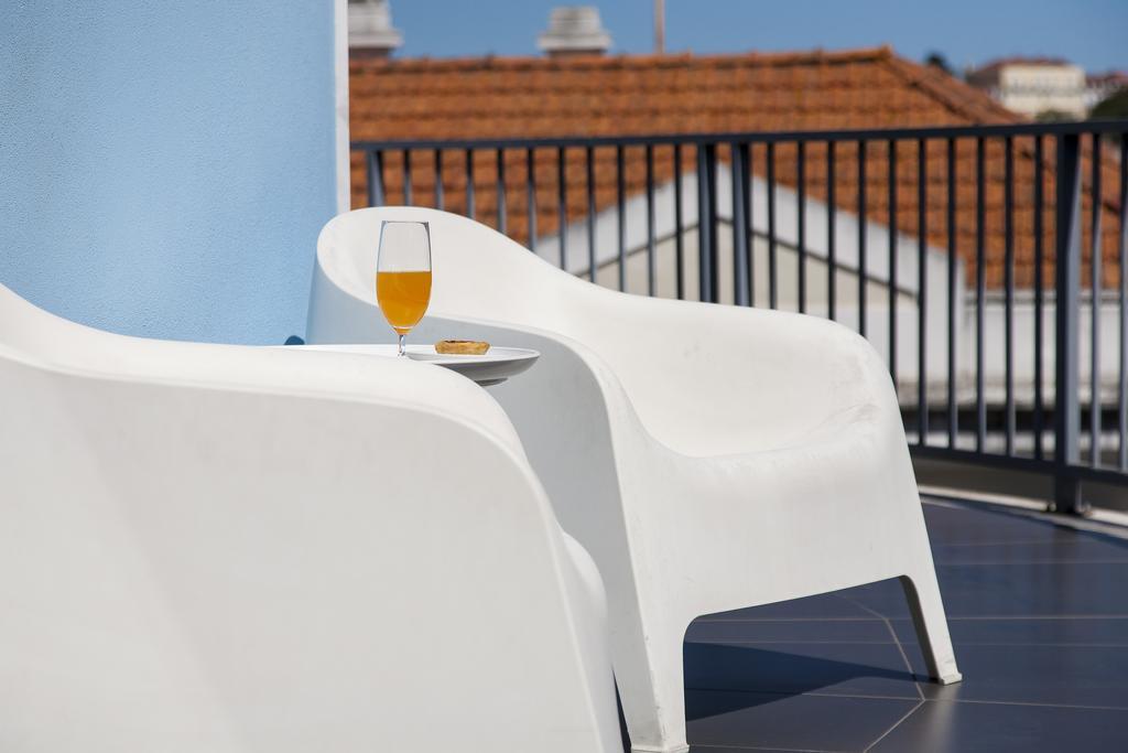 ליסבון Joivy Joyful 2Br Apt With Terrace Nearby Sao Bento Palace מראה חיצוני תמונה