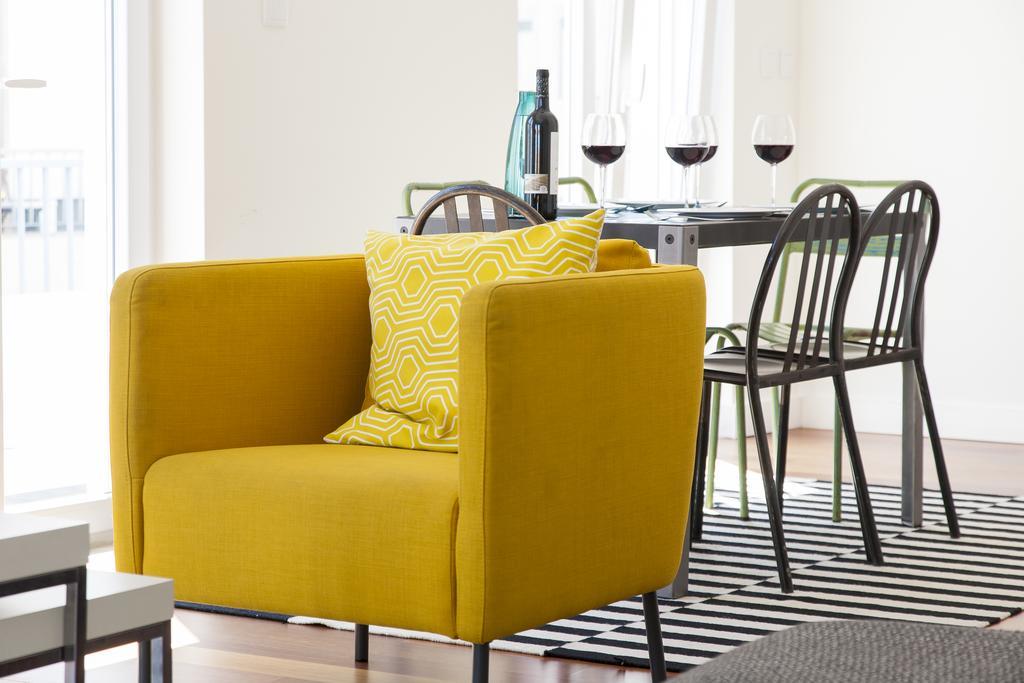 ליסבון Joivy Joyful 2Br Apt With Terrace Nearby Sao Bento Palace מראה חיצוני תמונה