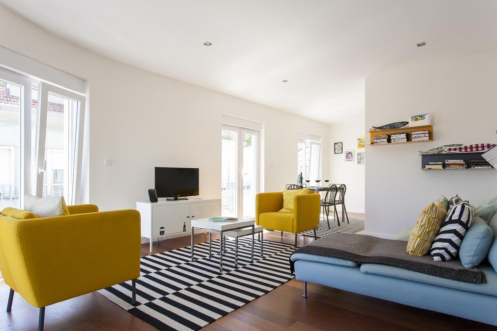 ליסבון Joivy Joyful 2Br Apt With Terrace Nearby Sao Bento Palace מראה חיצוני תמונה